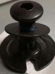 zadní šroub kangoo jumps